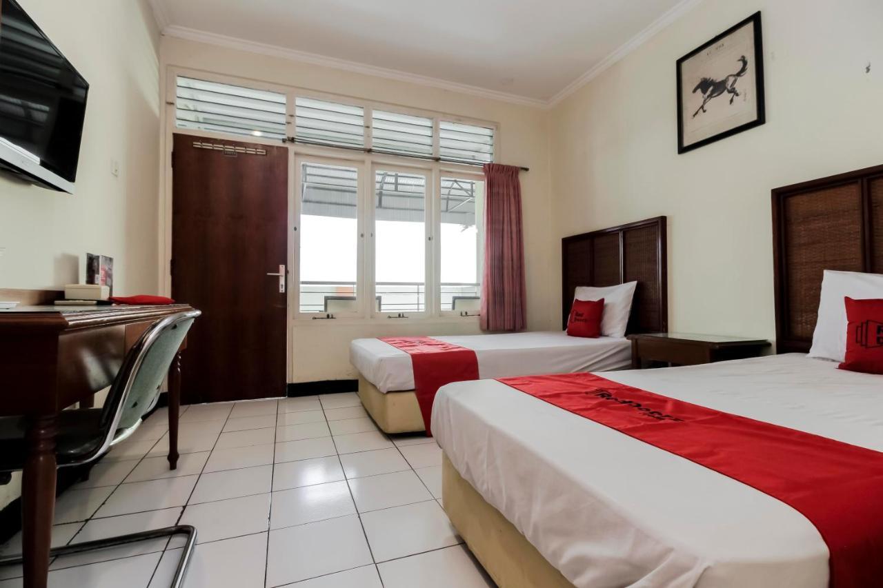 Reddoorz Plus Near Grage City Mall Cirebon Extérieur photo