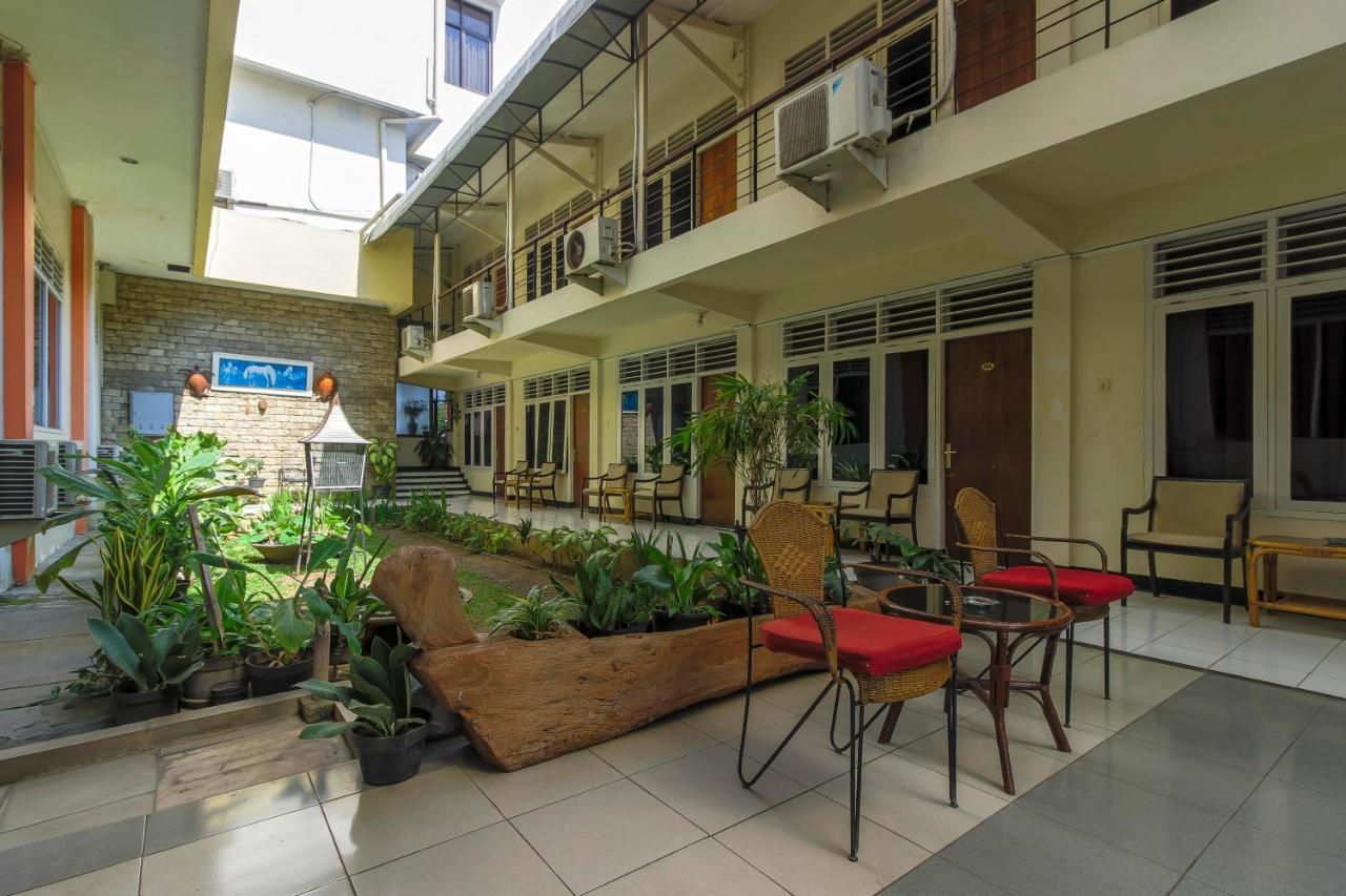 Reddoorz Plus Near Grage City Mall Cirebon Extérieur photo