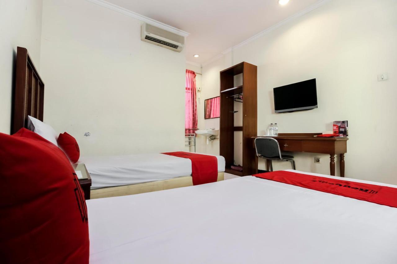 Reddoorz Plus Near Grage City Mall Cirebon Extérieur photo